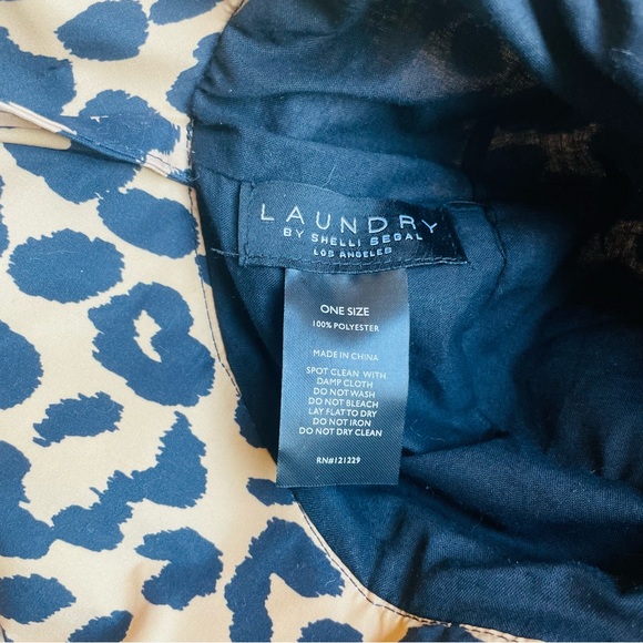 💝$10 add-on💝Laundry by Shelli Segal Floppy Bucket Hat - Picture 4 of 5